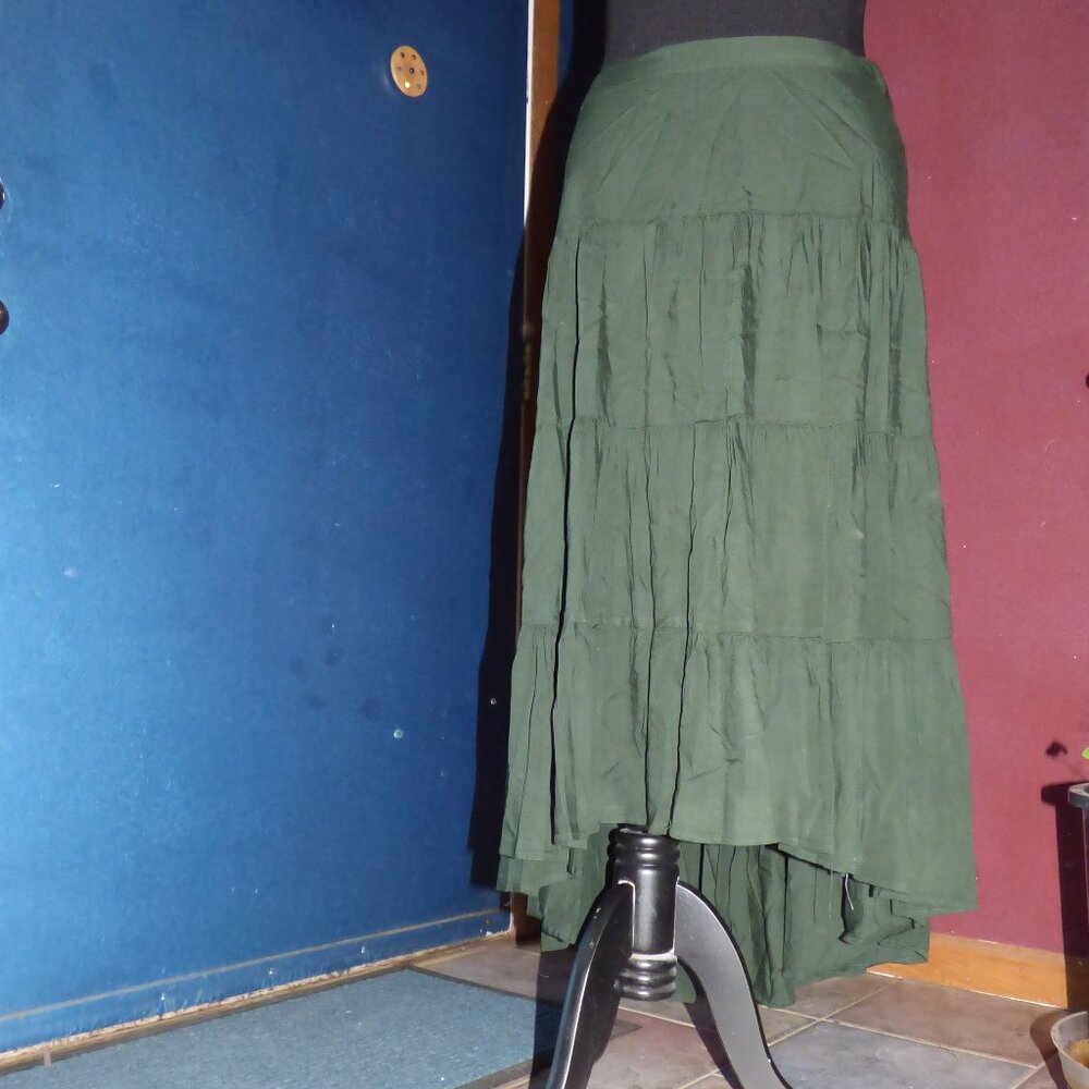QUIRKY GOTH BOHO FAIRY COWGIRL GREEN HIGH LOW TIERED MAXI SKIRT XL NWOT